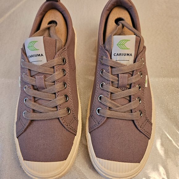 Cariuma Shoes - NIB Cariuma Sneakers